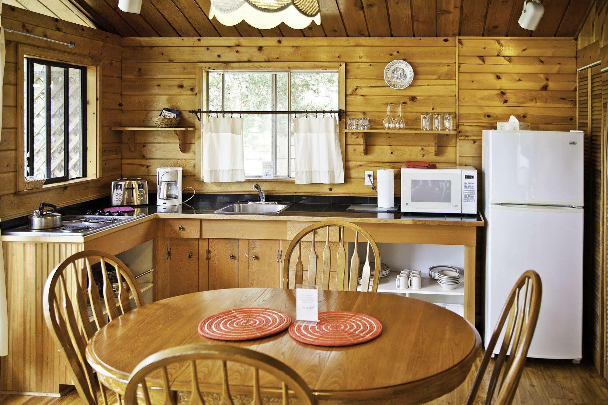 Mineral Springs Resort Fernwood Екстер'єр фото